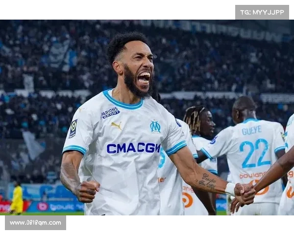 奥巴梅扬在国籍抉择中的心路历程与国家荣誉取舍分析